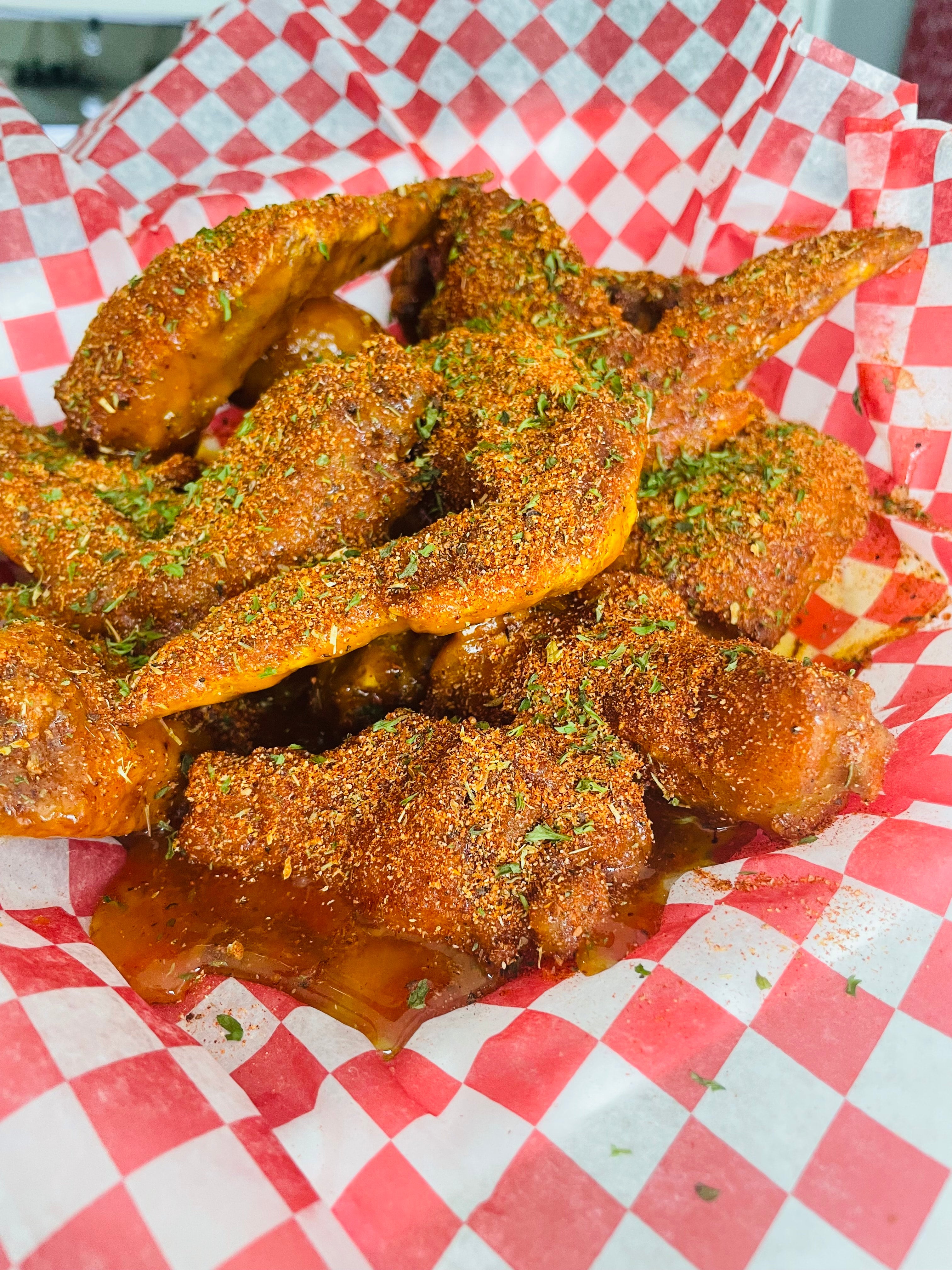 FAMOUS CAJUN SEASONED HONEY HONEY GOLD WINGS AND TENDERS | Pickeatz